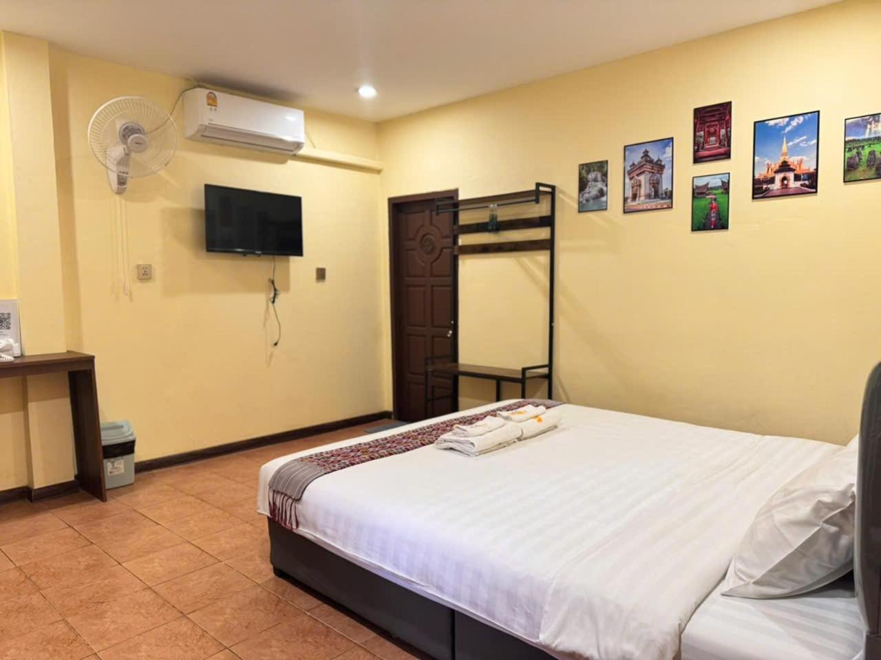 Yula Hotel Thatluang Vientiane Eksteriør bilde